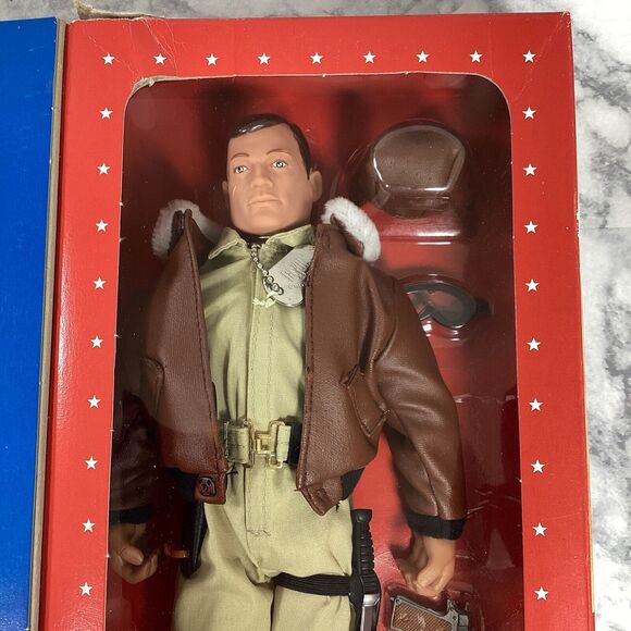 GI Joe Action Pilot Limited Edition WWII Commemorative Figure 1995 NIB - Picture 2 of 11